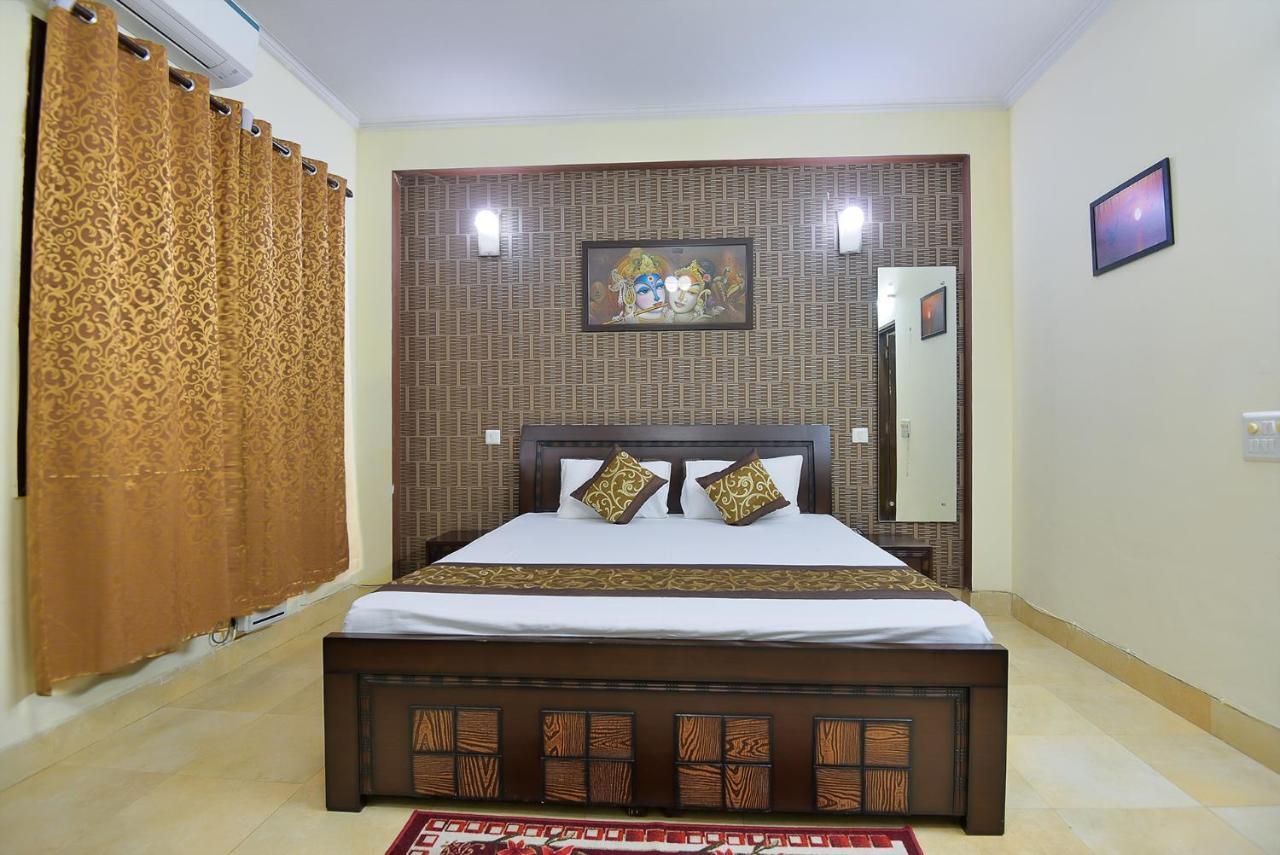 Bedchambers Serviced Apartments, Sushant Lok Apartment *