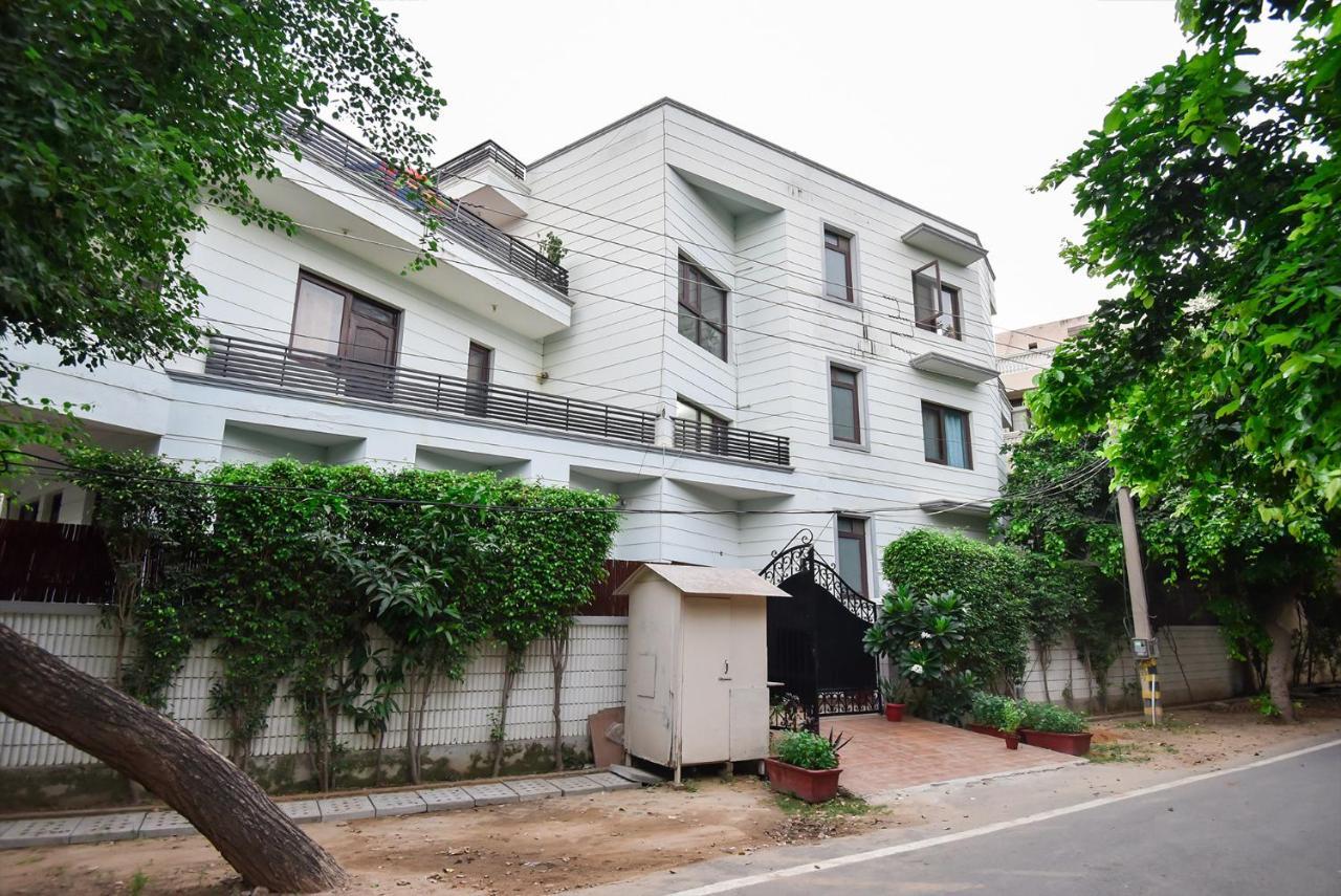 Apartment Bedchambers Serviced Apartments, Sushant Lok